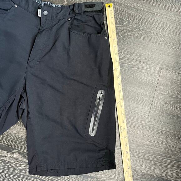 Zoic Ether Mountain Bike Trail riding Cycling Cargo Shorts SZ XL Black No Liner - Picture 7 of 12